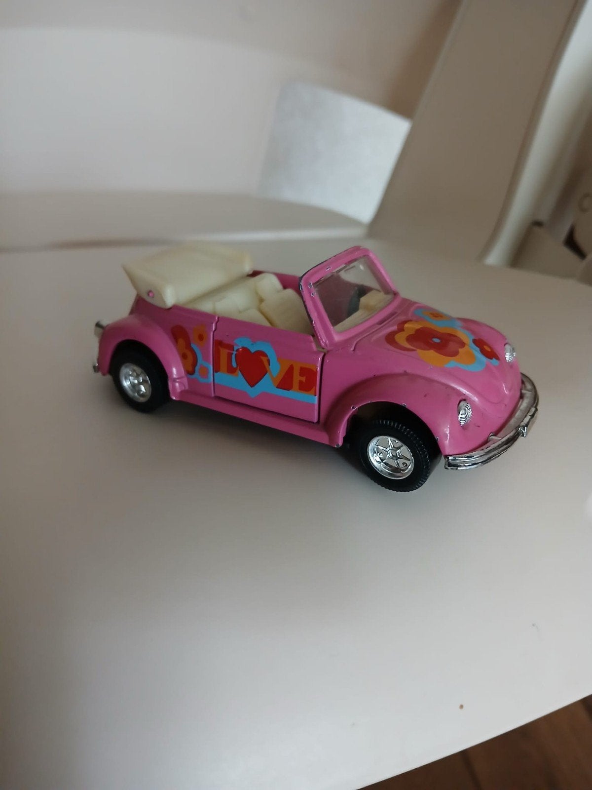 Volkswagen Kever Cabriolet Pink, Ophalen of Verzenden, Zo goed als nieuw, Auto, Maisto