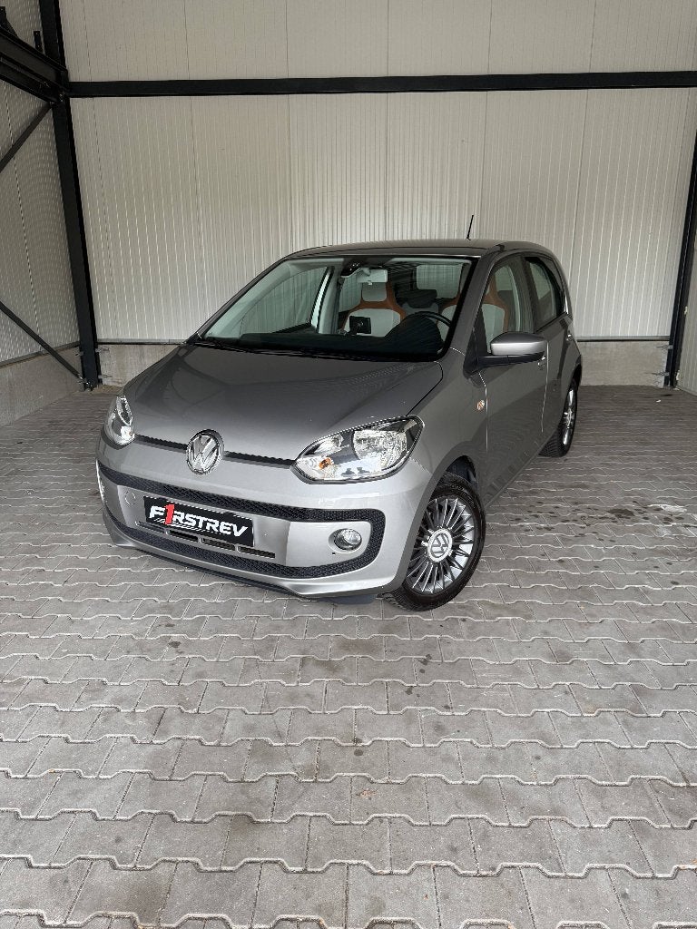 Volkswagen HIGH UP! Lage KM/Cruisecontrol/Parkeersensor/5DRS, Auto's, Volkswagen, Euro 5, 4 stoelen, Leder en Stof, Bedrijf