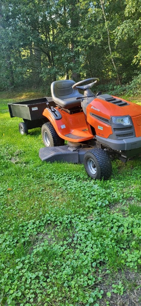 Husqvarna TS138L zitmaaier met aanhanger