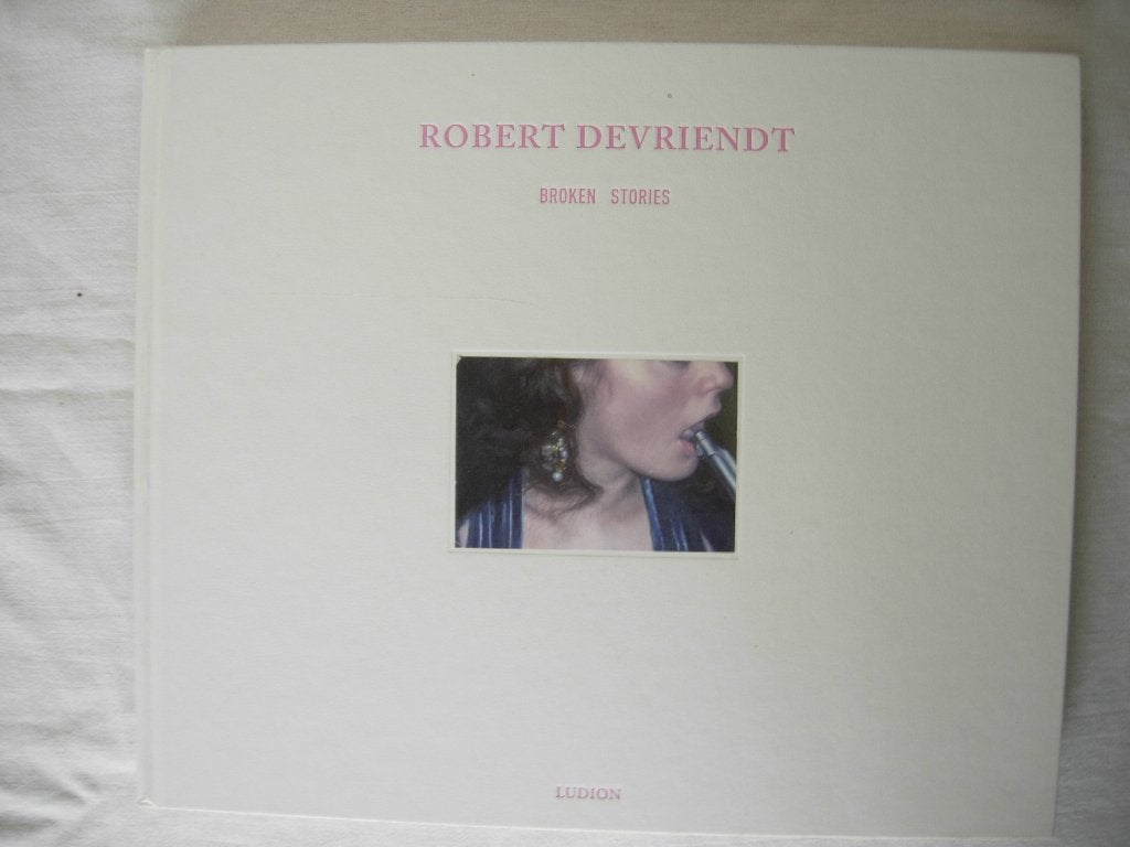 Robert Devriendt Broken stories Ludion, Fotografen, Robert Devriendt, Ophalen of Verzenden, Zo goed als nieuw