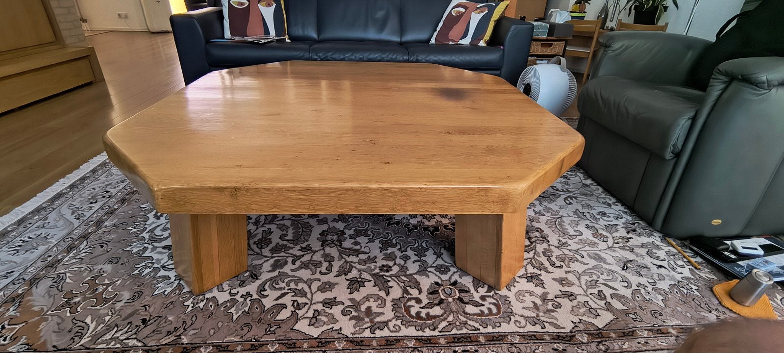 Grote zware eiken salontafel, Ophalen, Gebruikt, 100 tot 150 cm, Eikenhout