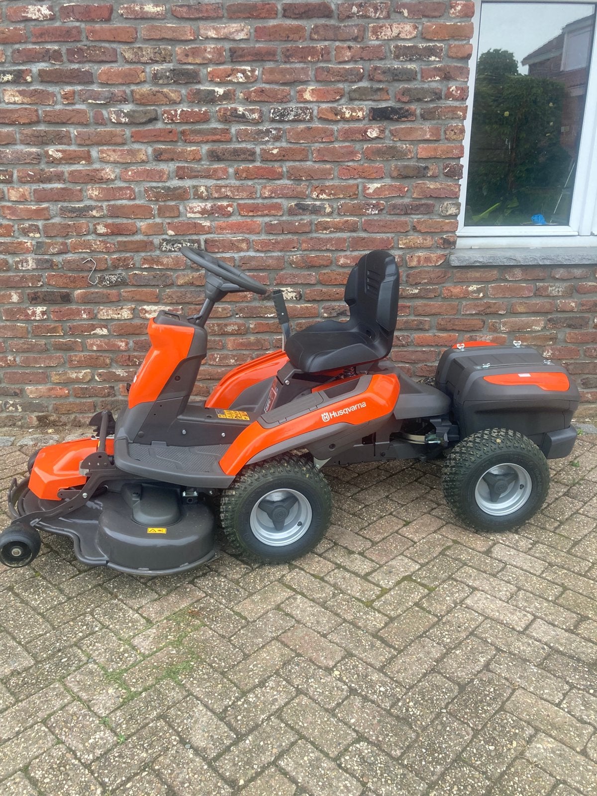 Husqvarna R200iX elektrische frontmaaier praktisch nieuw, Ophalen, Nieuw, Husqvarna, Mulchfunctie