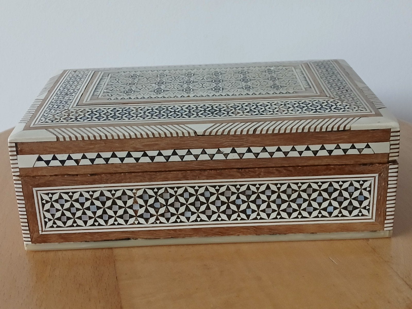 Mooie houten doos met parelmoer inlegwerk, Antiek en Kunst, Ophalen of Verzenden