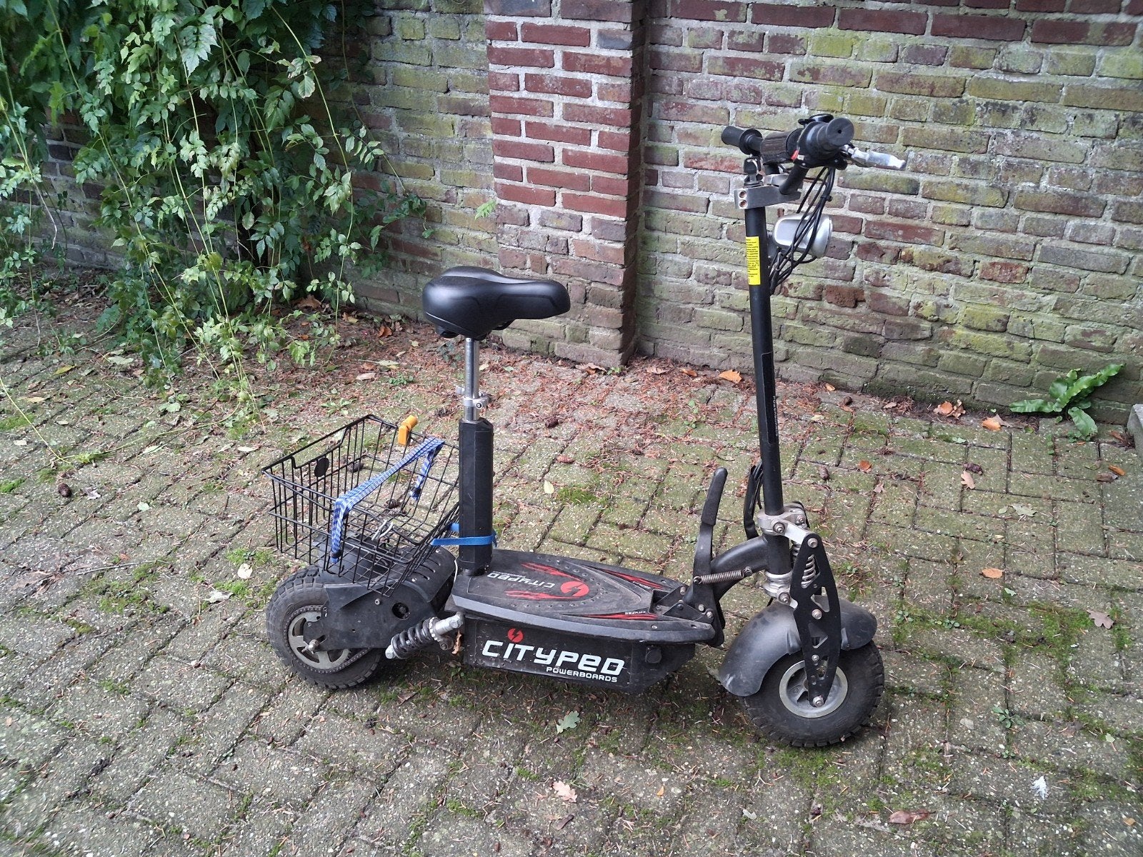 Elektrische step met zadel - Cityped, opvouwbaar, 25km, Ophalen of Verzenden, Gebruikt, Elektrische step (E-scooter), Cityped