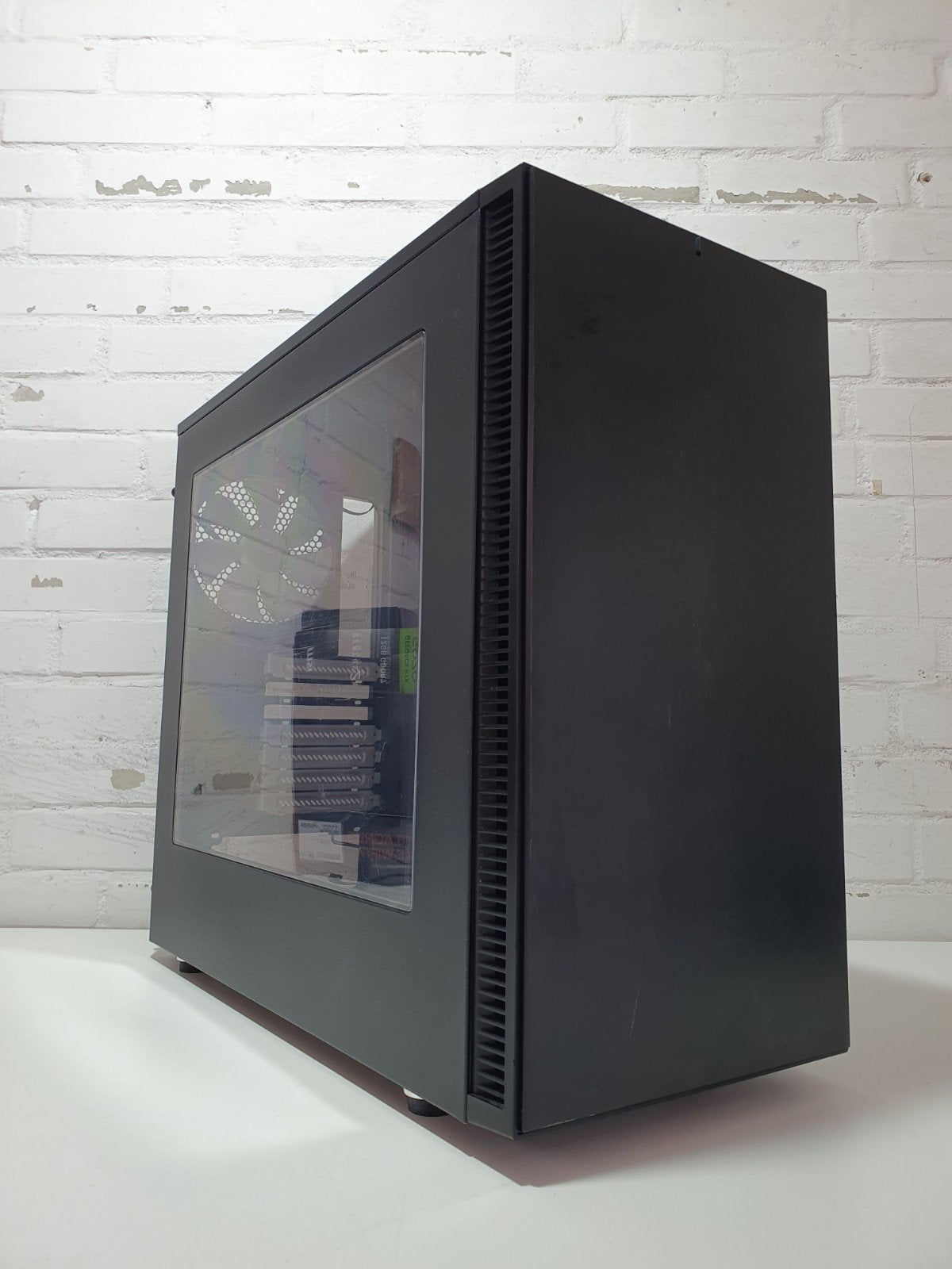 Fractal Design Define R5 ATX Midi Tower met zijvenster, Computers en Software, Computerbehuizingen, Gebruikt, ., Ophalen of Verzenden