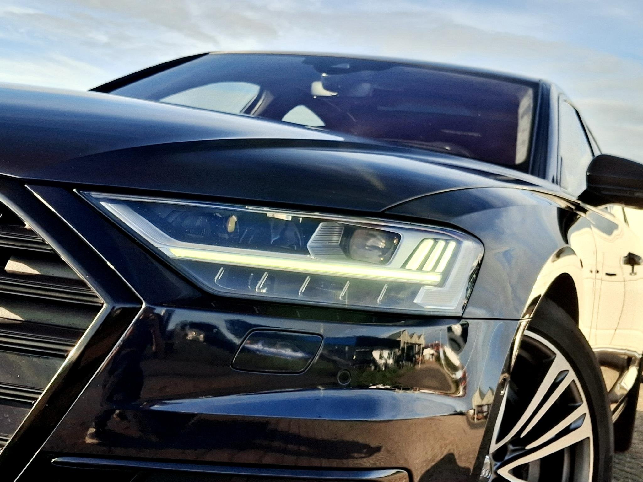 Audi A8 A8L 55 TFSI quattro Lang Pro Line Plus | 340PK | Lim, Gebruikt, 2995 cc, Blauw, Bedrijf