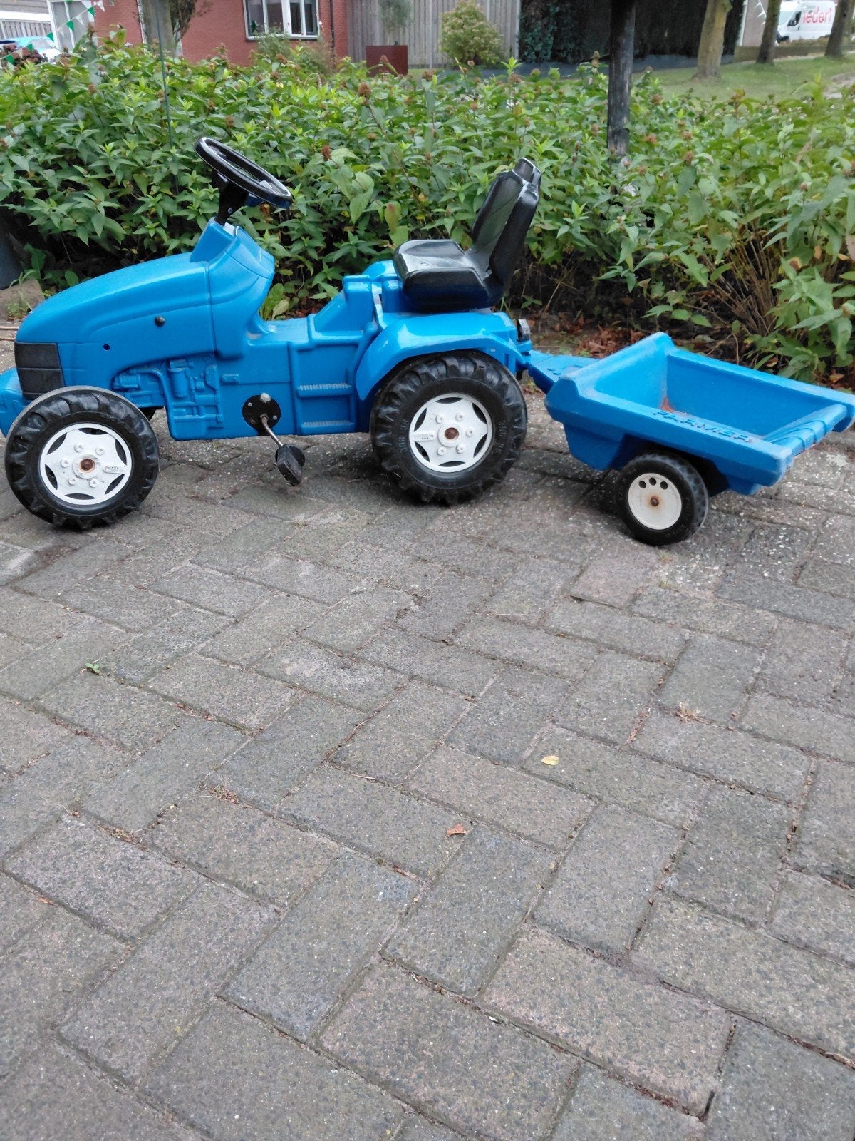 Blauwe traptractor met aanhanger, Kinderen en Baby's, Ophalen, Gebruikt, Trapvoertuig