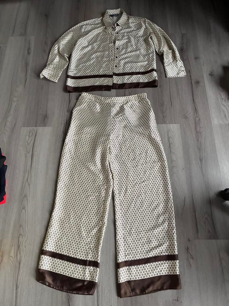 Nieuwe zijde set maat M, Ophalen of Verzenden, Nieuw
