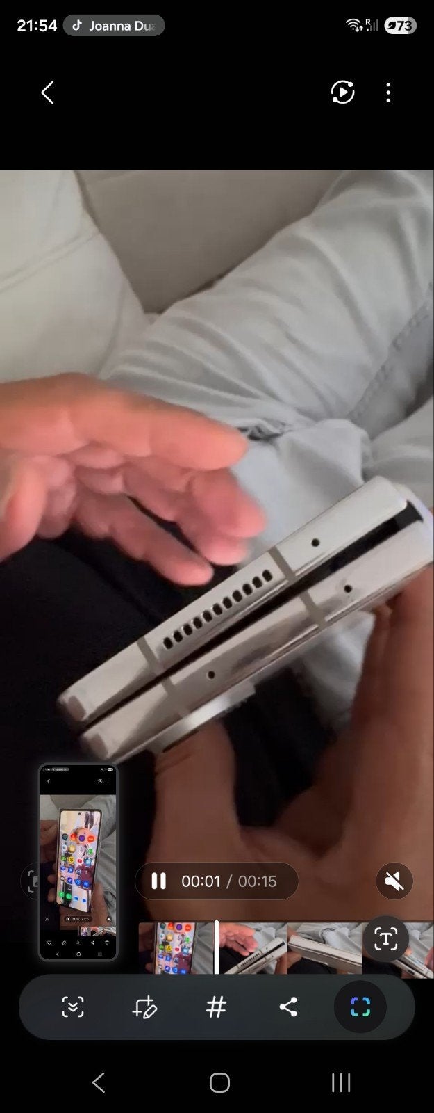 Foto 2 van Samsung Galaxy Z Fold - Zo goed als nieuw