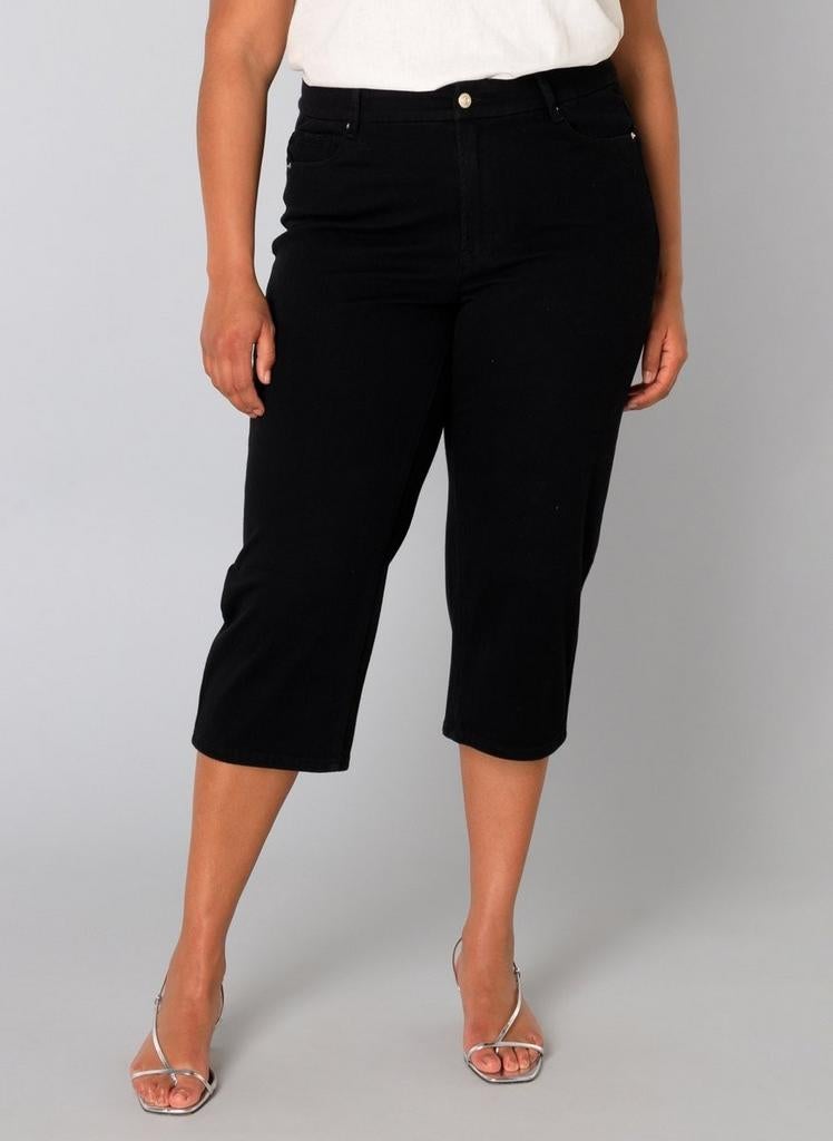 Zwarte capribroek Umay van Yesta Maat 48, Zwart, Maat 46/48 (XL) of groter, Ophalen of Verzenden, Y