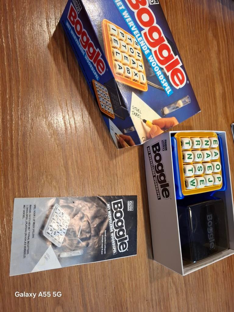 Boggle - Het wervelende woordspel van Parker, Hobby en Vrije tijd, Parker, Gebruikt, Ophalen of Verzenden, Consumercare@hasbro.co.uk