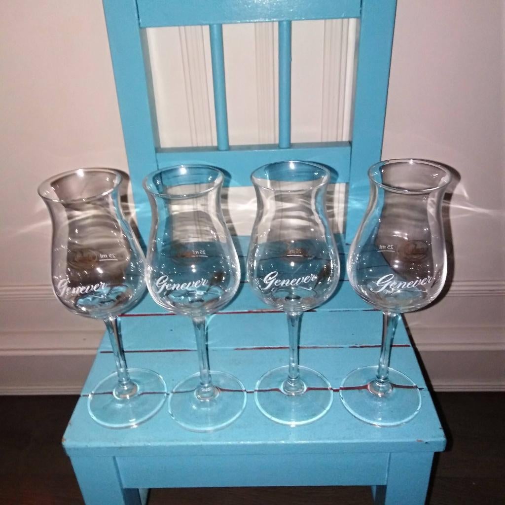 Zuidam genever glaasjes 4 stuks, Verzamelen, Glas en Borrelglaasjes, Zo goed als nieuw, Overige typen, Ophalen