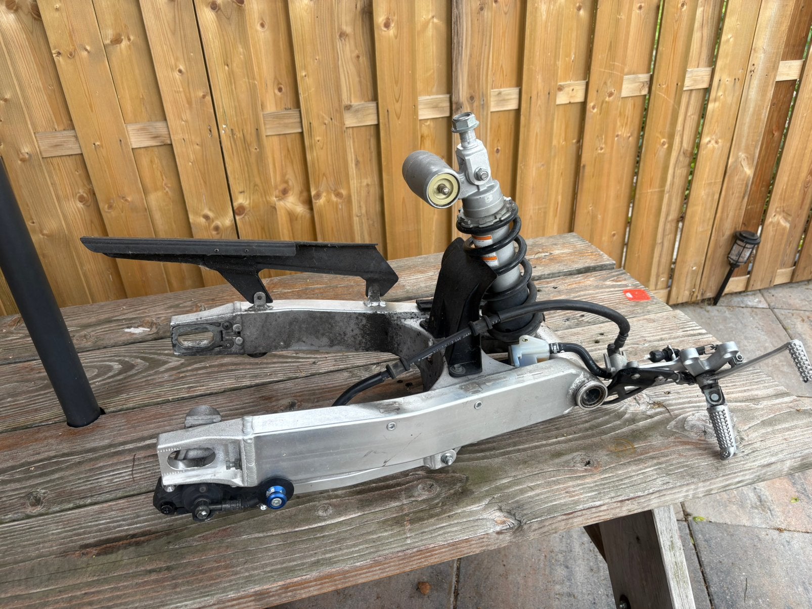 Suzuki gsxr 600 k1 k2 k3 achterbrug, Ophalen