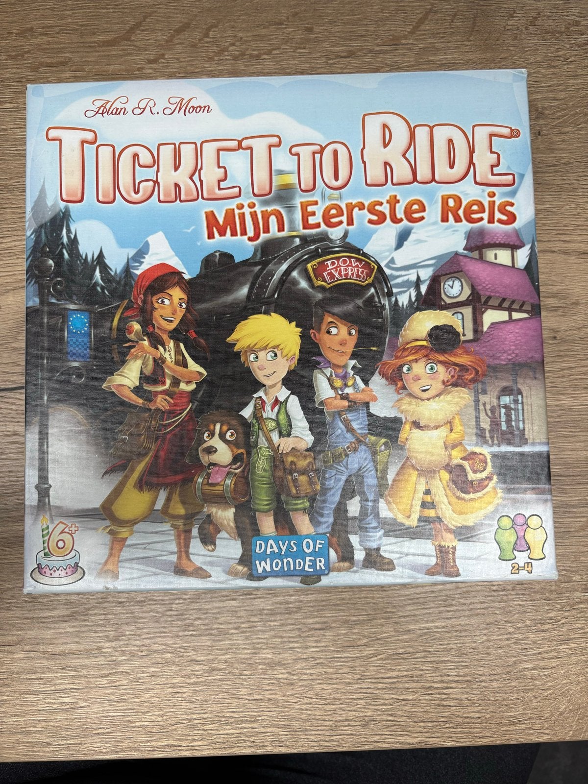 Ticket to Ride: Mijn Eerste Reis - Familiespel, Drie of vier spelers, Ophalen of Verzenden, Zo goed als nieuw