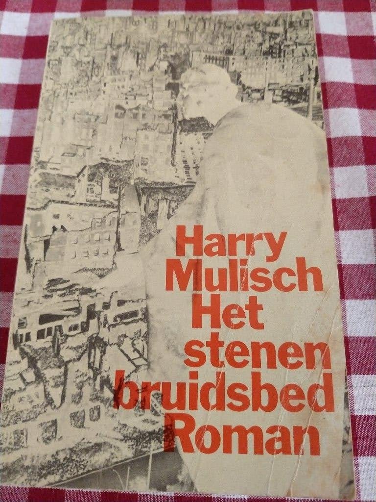 Het stenen bruidsbed harry mulisch. Bekijk ook mijn ande, Ophalen of Verzenden, Gelezen