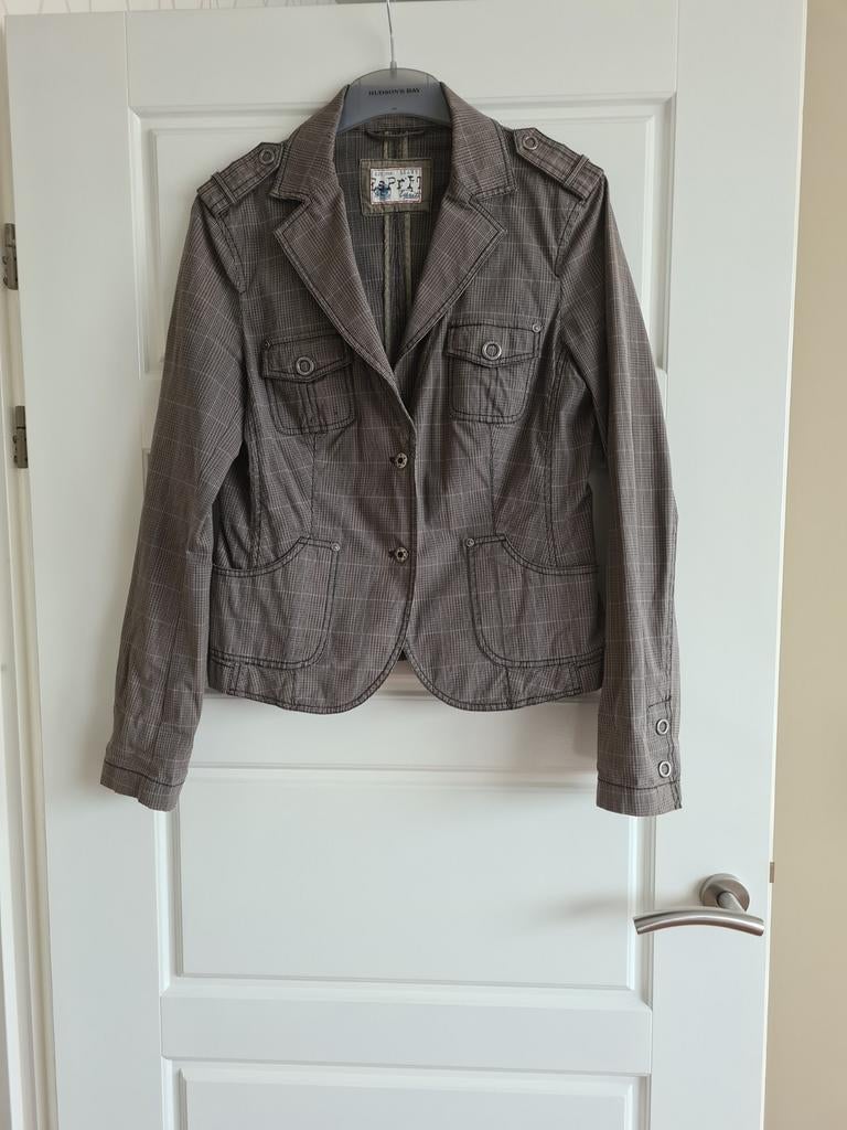 Te koop bruin dames jasje, merk Esprit, maat 40., Maat 38/40 (M), Bruin, Ophalen of Verzenden, Zo goed als nieuw