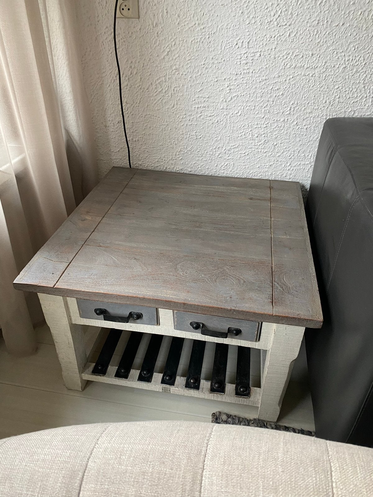 Rivièra Maison bijzettafel met 4 lades en opbergrek, 50 – 75, Gebruikt, Vierkant, Overige houtsoorten