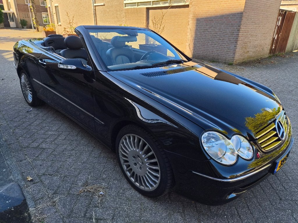 Mercedes-Benz CLK 320 Cabriolet AUT 2003 Zwart NIEUWSTAAT, Auto's, Automaat, Dealer onderhouden, Achterwielaandrijving, Zwart