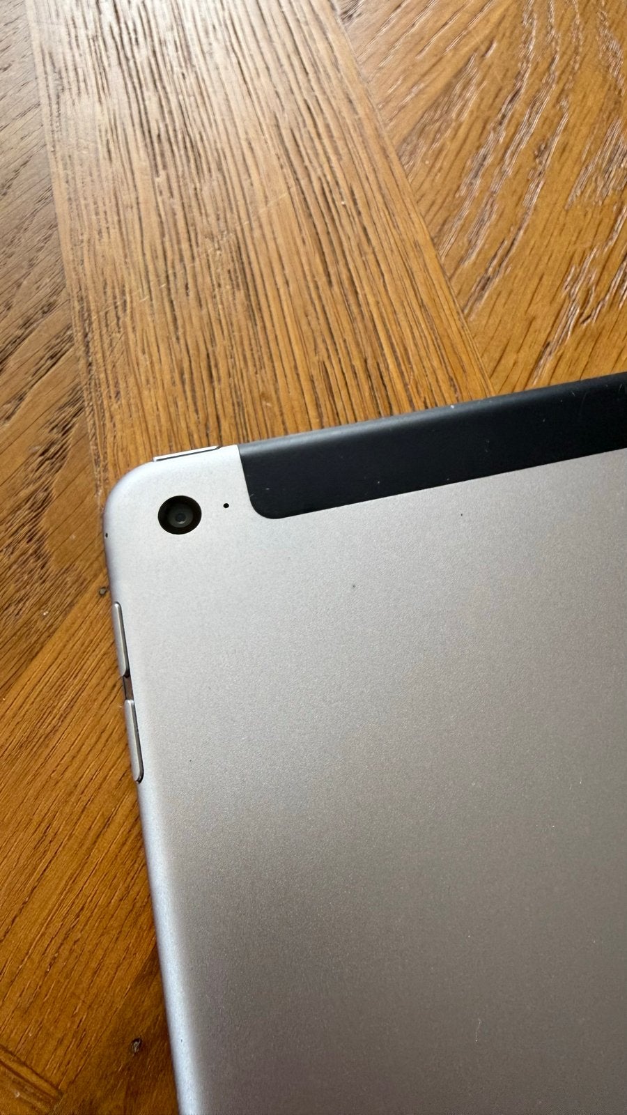 Foto 4 van Apple iPad Air 2 64GB Wifi + Cellular Zilver