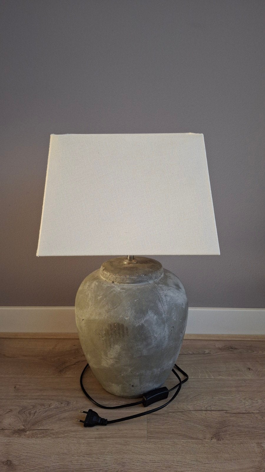 Landelijke grijze lamp inclusief kap, Ophalen, Gebruikt, Grijs