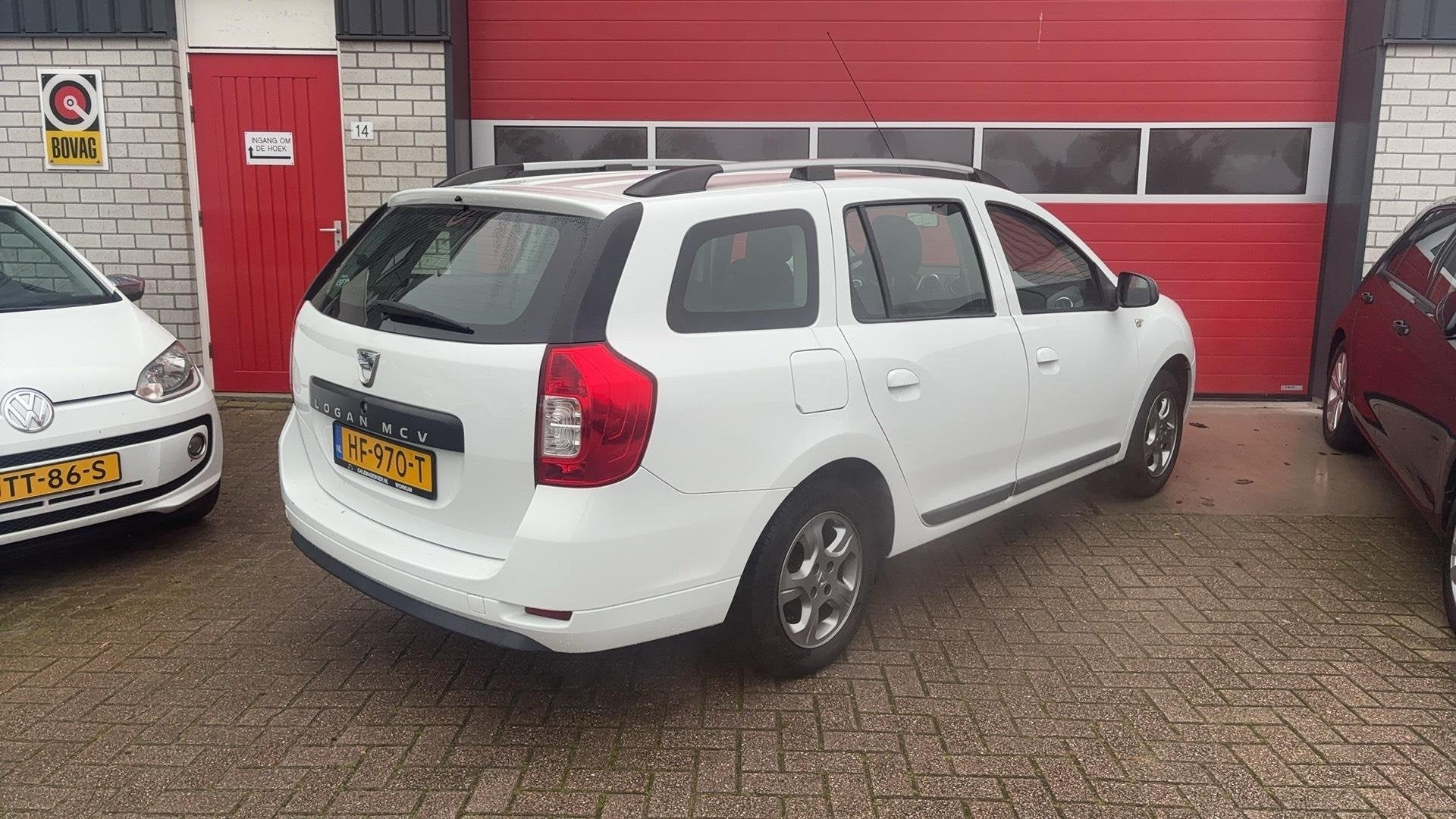 Dacia Logan MCV 0.9 TCe 10th Anniversary 1STE EIG / NAVI / A, Auto's, Voorwielaandrijving, Stof, Wit, Origineel Nederlands