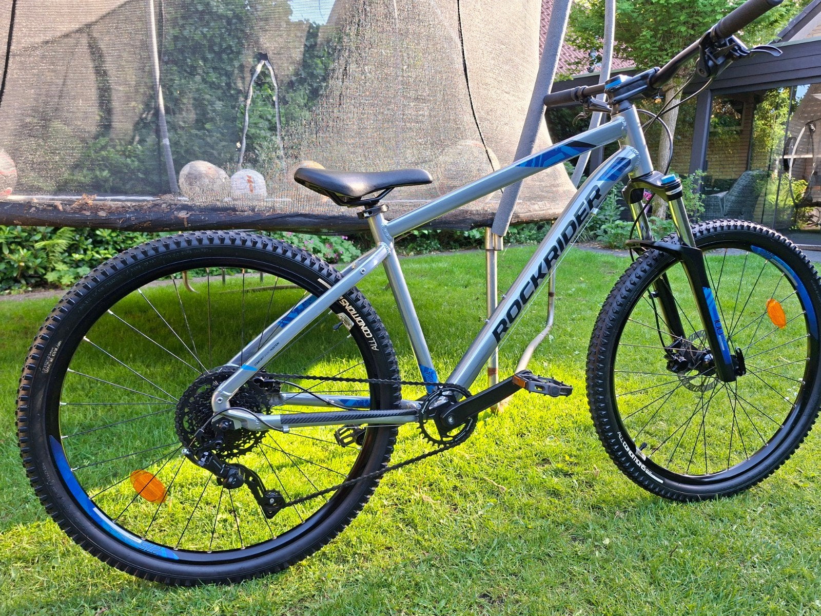 Rockrider ST530. bijna nieuw. 27,5 inch vanaf 9jaar ongeveer, Zo goed als nieuw, Rockrider, Ophalen, 26 inch of meer