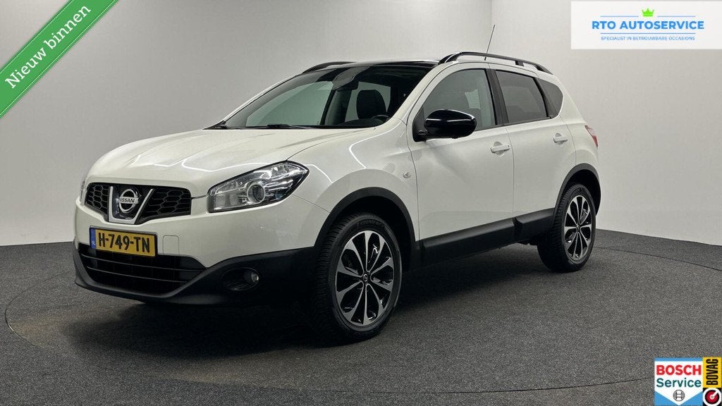 Nissan Qashqai 1.6 Tech View PANO CAMERA ECC NAVI CRUISE LM., Voorwielaandrijving, Euro 5, Gebruikt, Zwart