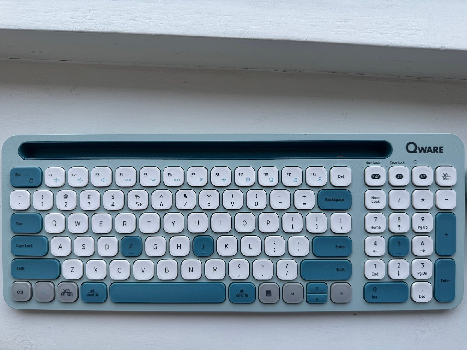 Qware draadloos toetsenbord en muis set, Computers en Software, Toetsenborden, Zo goed als nieuw, Qwerty, Draadloos, Draadloze ontvanger