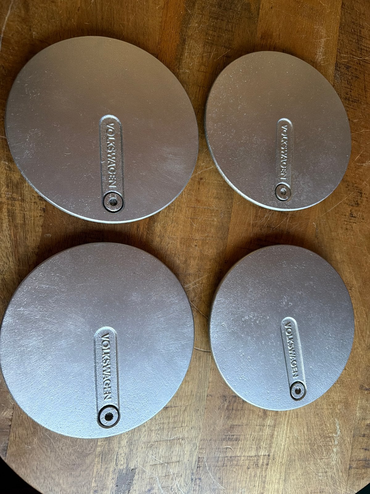 Volkswagen wieldoppen / naafdoppen (4 stuks), Ophalen of Verzenden, Gebruikt