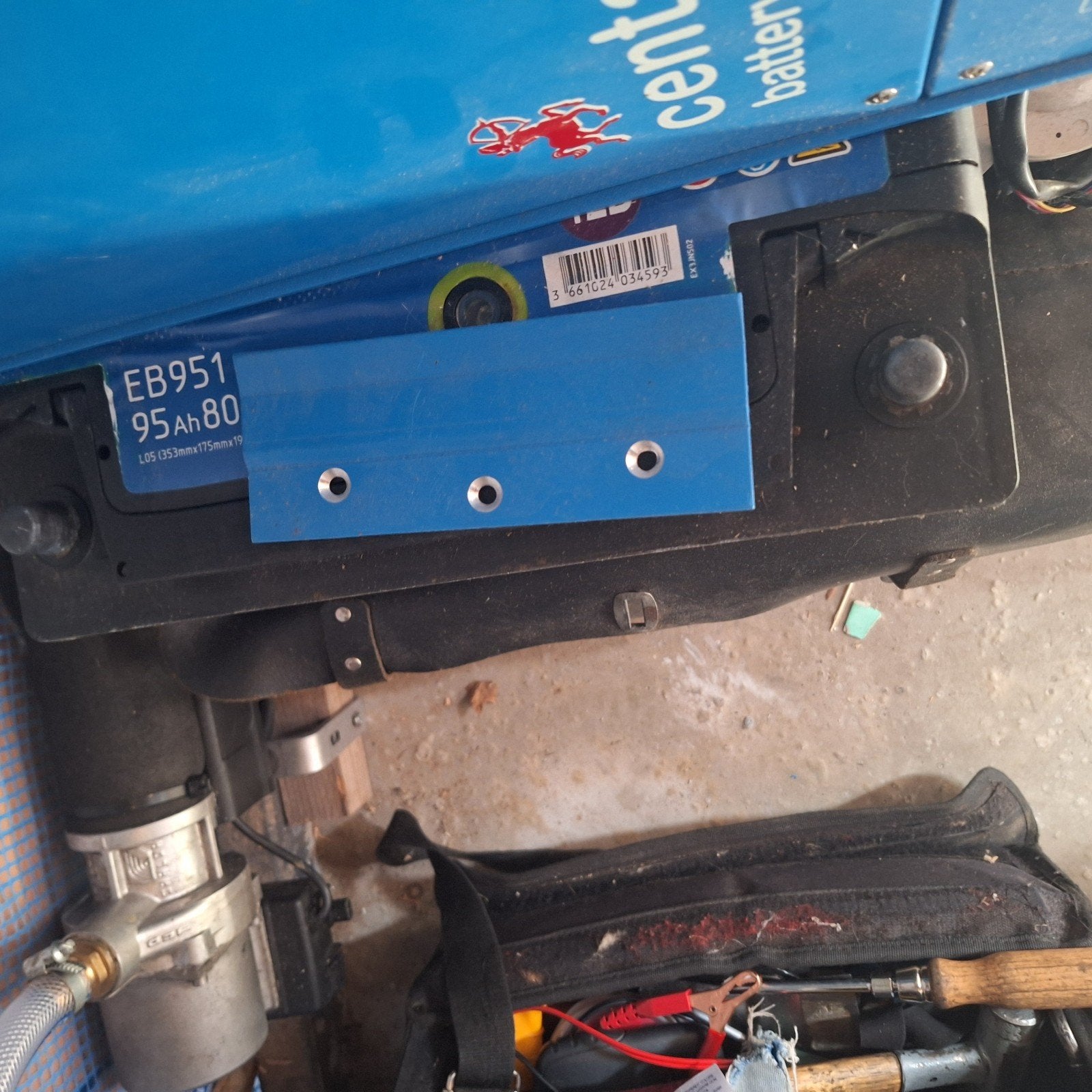 Victron Energy Centaur acculader 24V 60A, Ophalen of Verzenden, Motor en Techniek