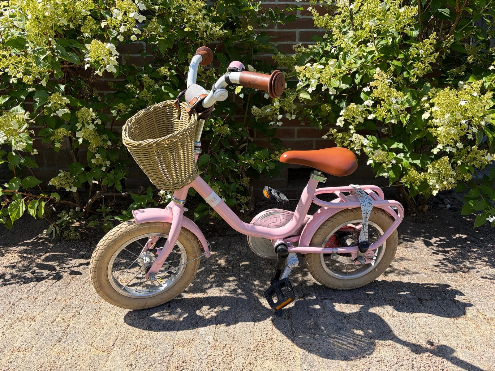 Puky kinderfiets 12 inch roze - Goede staat, Ophalen, Terugtraprem, Zijwieltjes, Minder dan 16 inch
