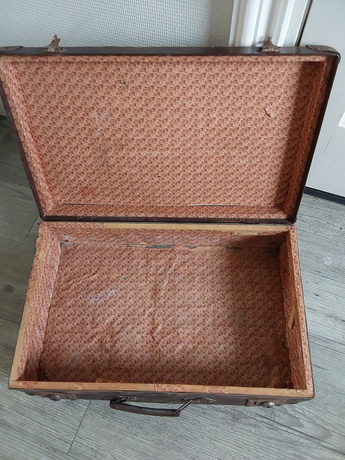 koffertje oud  10,-, Ophalen of Verzenden, Hard kunststof, Minder dan 50 cm, Minder dan 35 cm