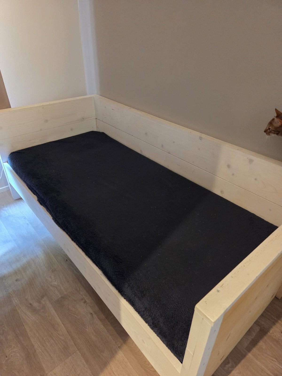 Steigerhouten bed met uitschuifbaar logeerbed, Ophalen, Gebruikt, 90 cm, Eenpersoons