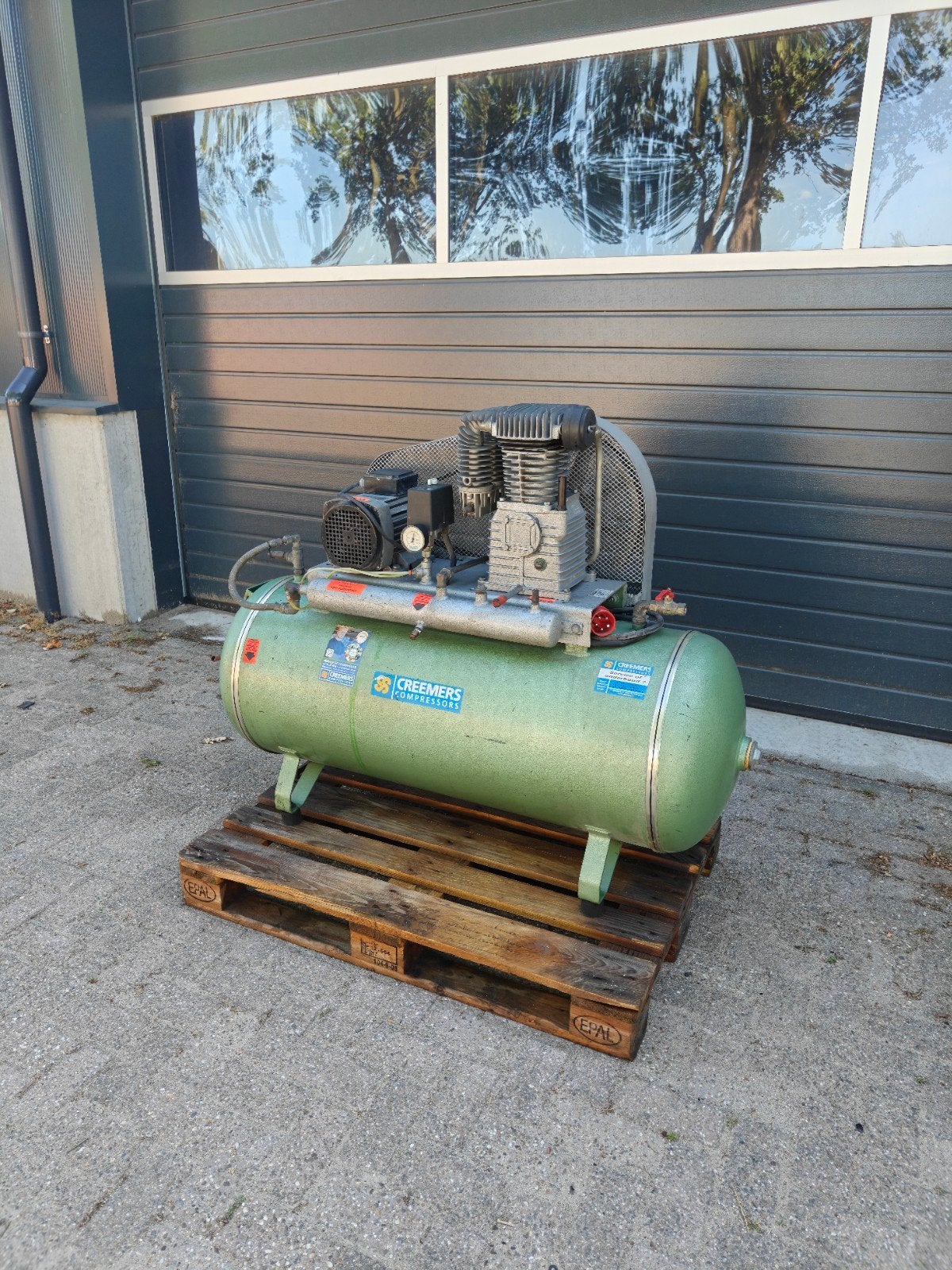 Creemers cst 420/250 incl afleverbeurt, Ophalen, 400 tot 800 liter/min, Zo goed als nieuw, 6 tot 10 bar