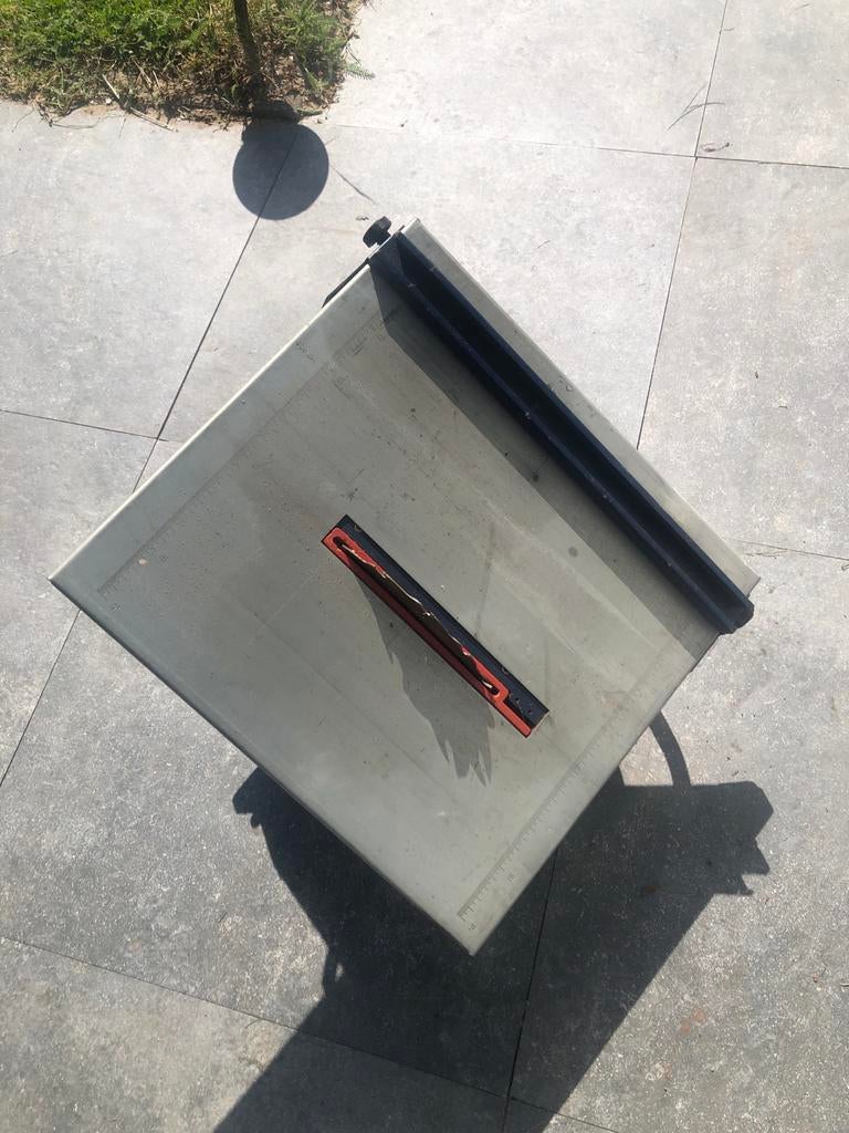 Ferm zaagbankje 700 Watt met klem voor workmate, Ophalen, Cirkelzaag, 600 tot 1200 watt, Zo goed als nieuw
