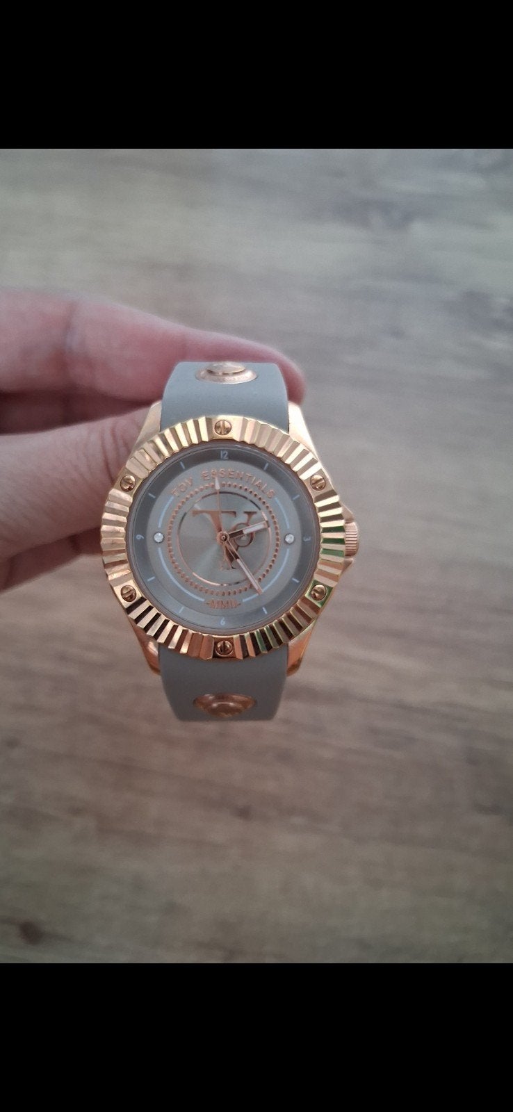 Tov Essentials Horloge - Batterij leeg, Sieraden, Tassen en Uiterlijk, Horloges | Dames, Overige merken, Overige materialen, Gebruikt