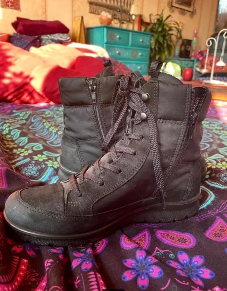 Hele mooie veter boots met rits van Ecco maat 35 nu 69,99€, Jongen of Meisje, Schoenen, Ophalen of Verzenden, Zo goed als nieuw