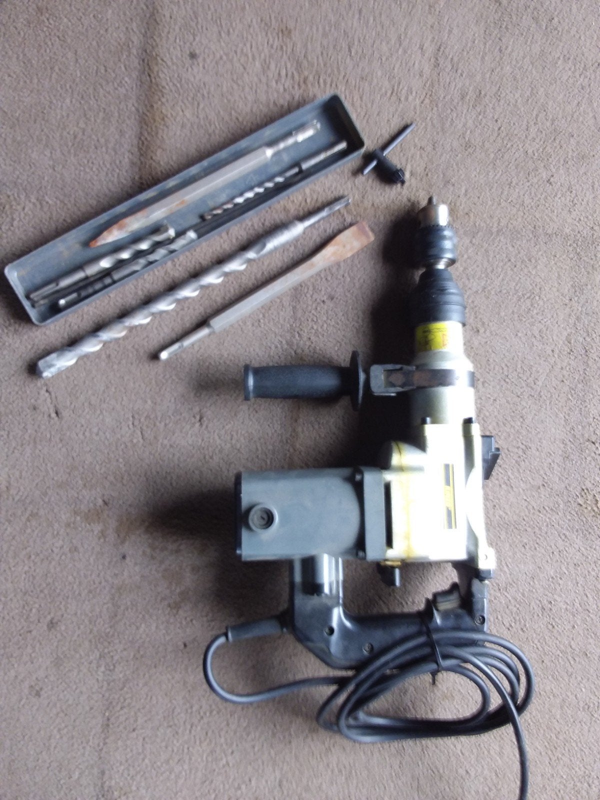 Kinzo Zware Slagboor / Boorhamer met accessoires, Boor- en/of Breekhamer, Ophalen of Verzenden, Klopboormechanisme, Gebruikt