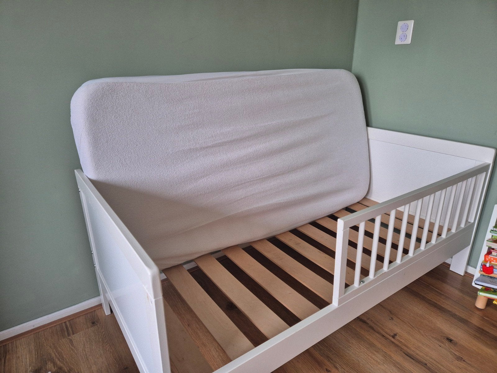 Peuterbed Petit Amelie incl. matras en waterdichte molton, Ophalen, 70 tot 85 cm, 140 tot 160 cm, Zo goed als nieuw