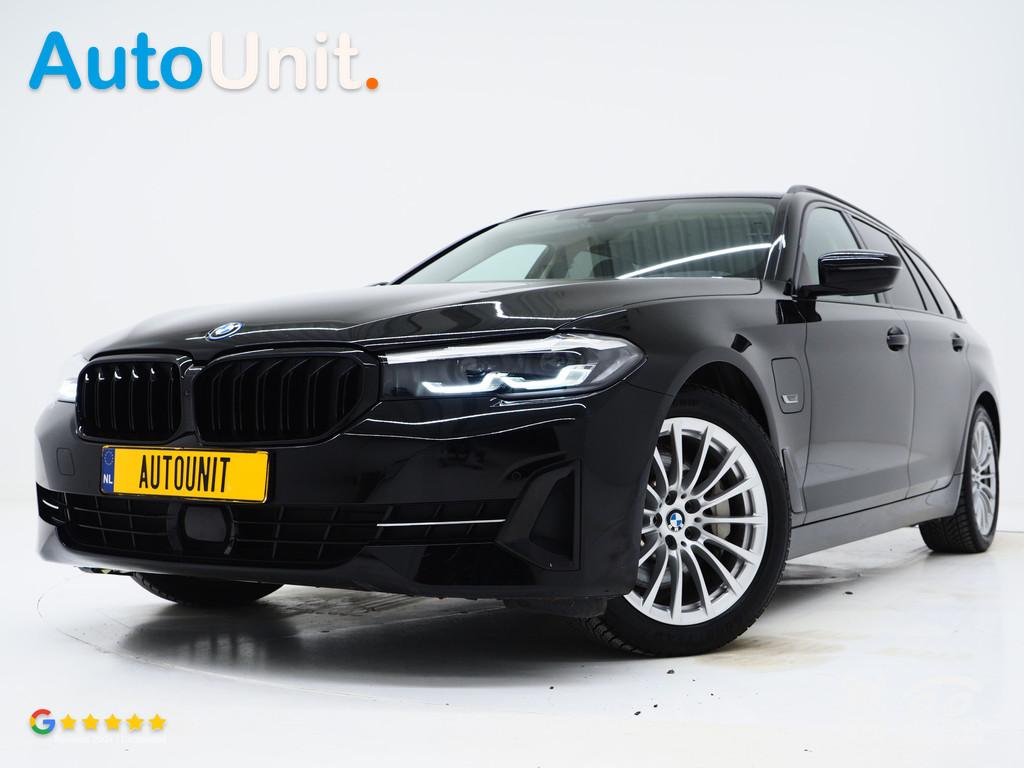 BMW 5 Serie Touring 530e | Leder | Trekhaak | Camera | Adapt, Auto's, BMW, Bedrijf, Te koop, 5-Serie, 4x4, ABS, Achteruitrijcamera