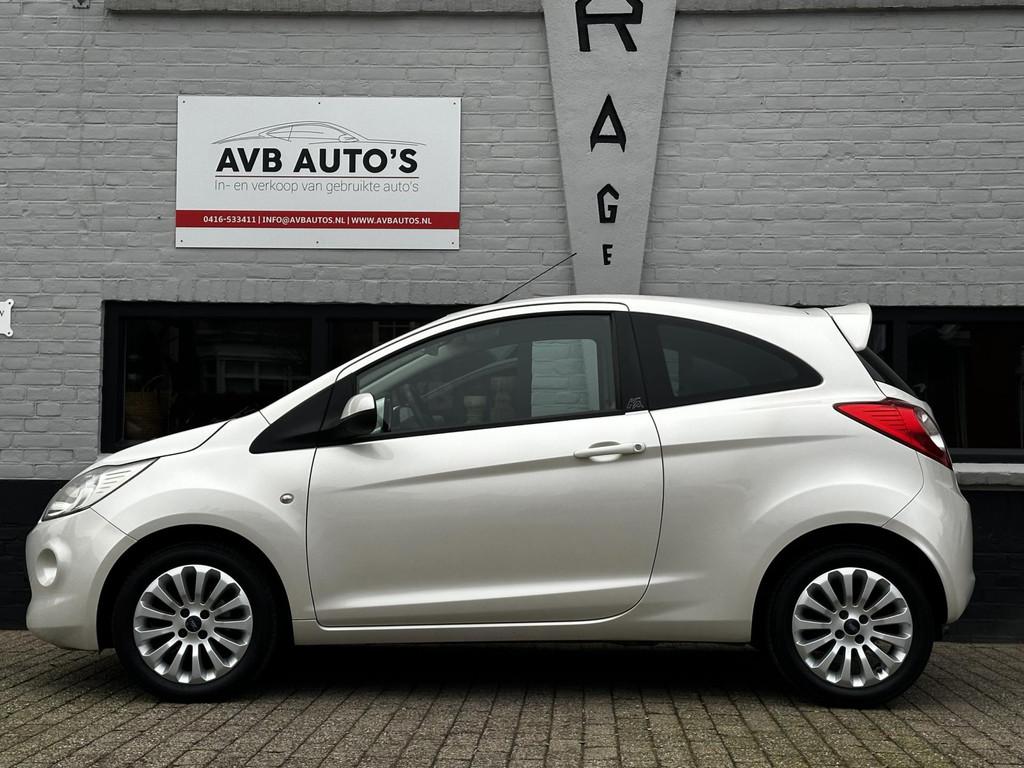 Ford Ka 1.2 Titanium Airco Leder Parelmoer, Voorwielaandrijving, Gebruikt, 4 cilinders, 4 stoelen