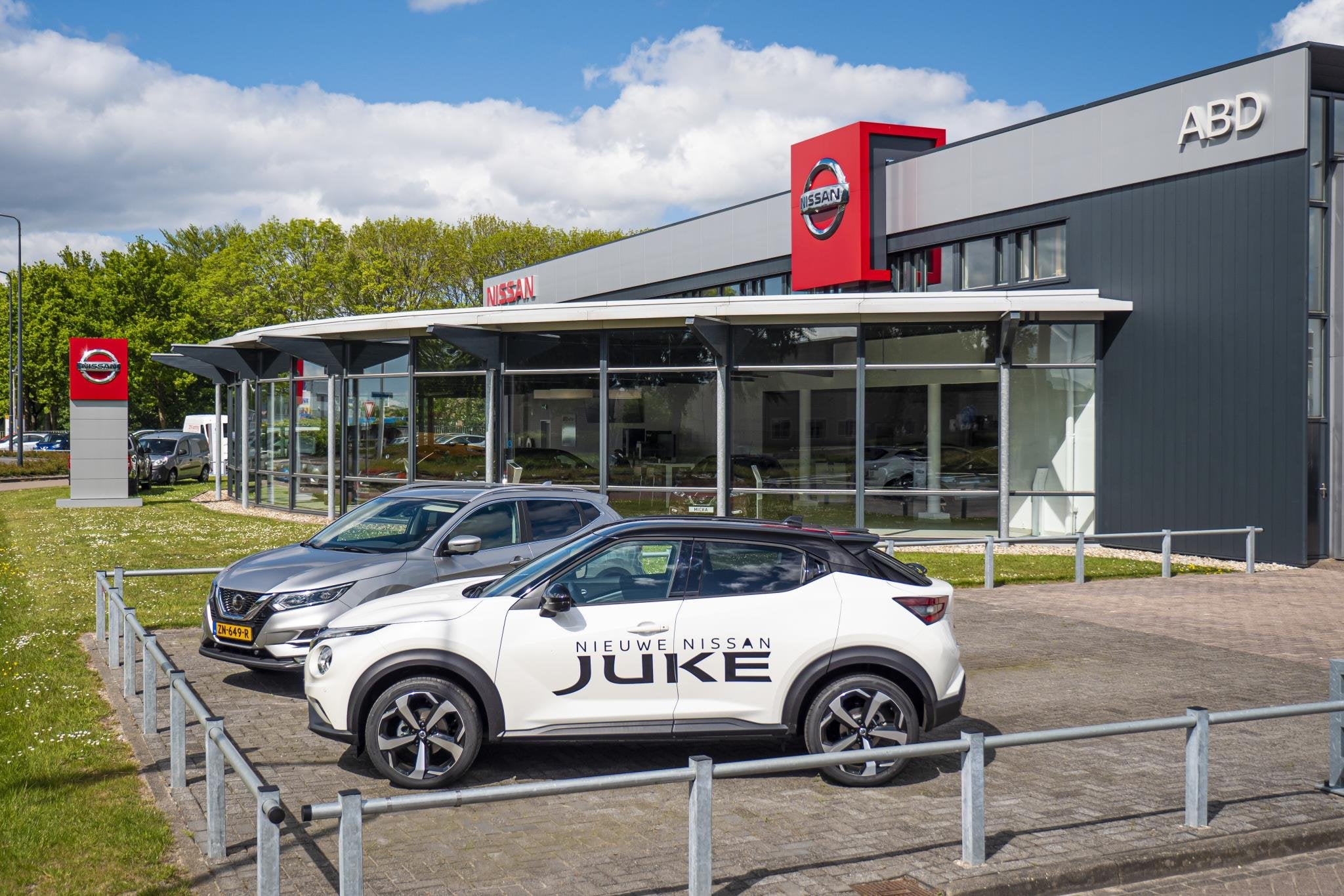 Foto 49 van Nissan Juke 1.0 DIG-T N-Connecta | Trekhaak | Apple Carplay