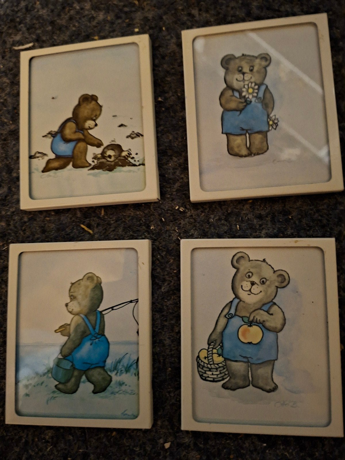 Set van 4 schattige beertjes schilderijtjes - 7x8 cm, Ophalen of Verzenden, Gebruikt, Meerkleurig, Hout