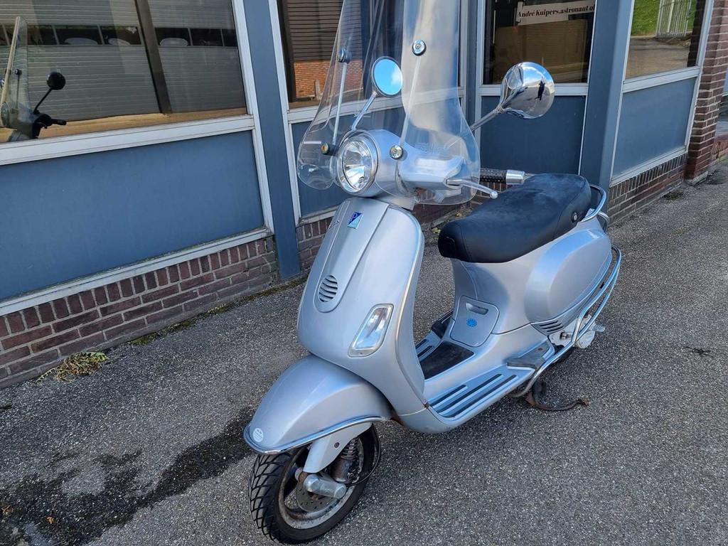 Vespa - LX 50 - Brommer, Fietsen en Brommers, Brommers | Vespa, Gebruikt, Overige modellen