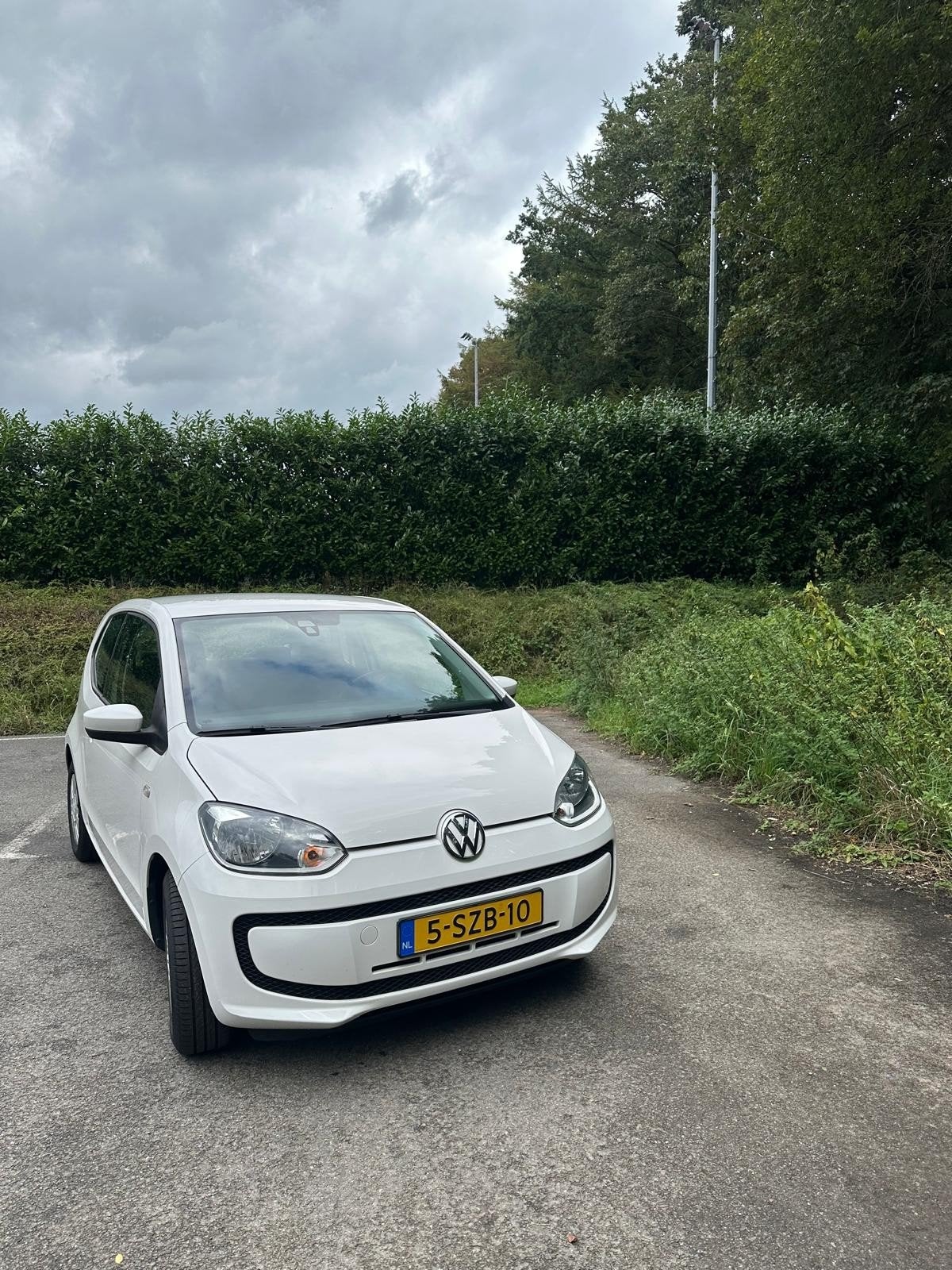 Leuke Volkswagen Up! Zuinig, betrouwbaar en instapklaar, Auto's, Euro 5, Stof, Wit, Particulier