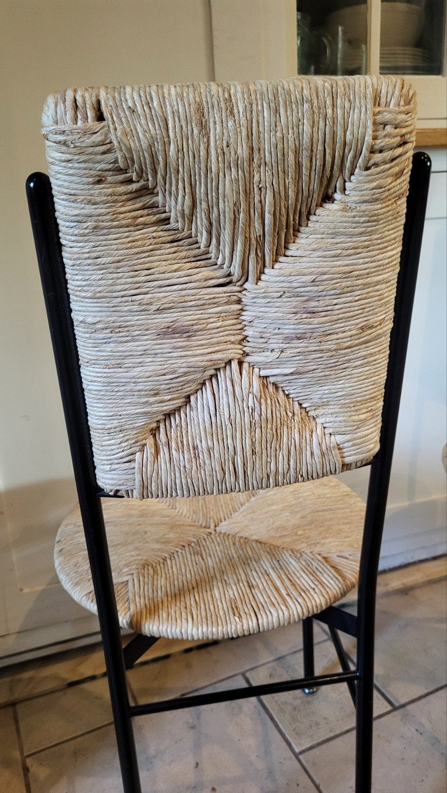 Leuke vintage stoelen rieten zitting made in italy uit jaren, Huis en Inrichting, Ophalen, Gebruikt