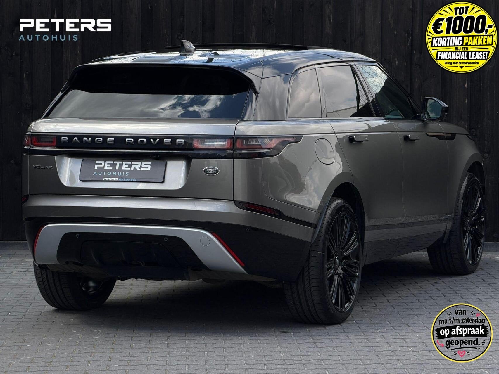 Rover Velar 2.0 P250 Turbo AWD R-Dynamic| 1e eigenaresse|, Auto's, Gebruikt, 4 cilinders, Range Rover Velar, Leder