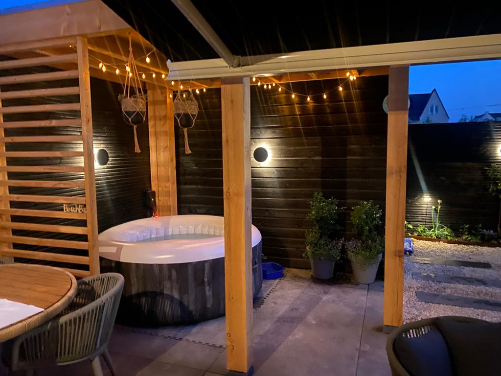 Bestway Lay-Z-Spa Miami Opblaasbare Bubbelbad, Ophalen, Gebruikt, Filter, Opblaasbaar