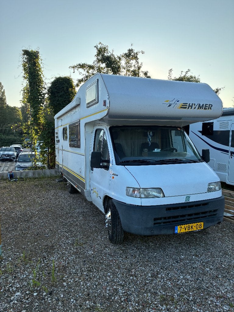 Hymer Gezinscamper (1999), Stapelbed & Alkoof, Alkoof, Bestuurdersdeur, Fiat, 7 tot 12 maanden geleden
