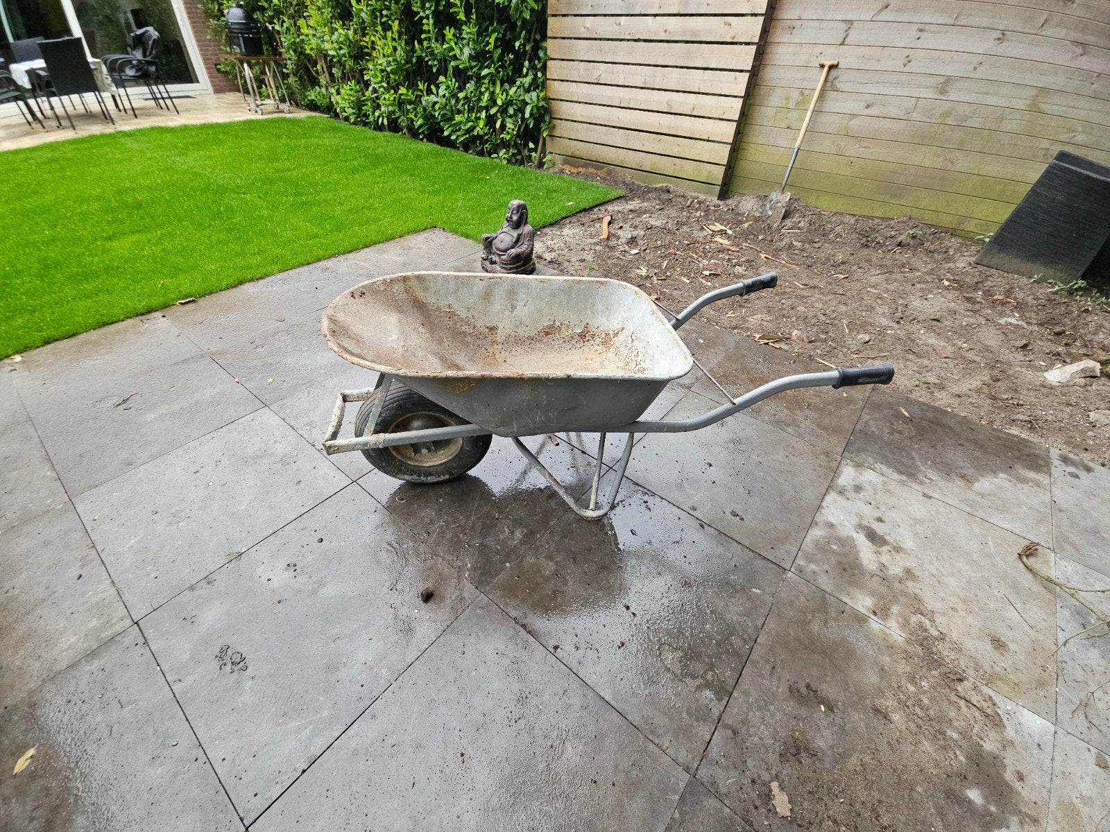 Prima kruiwagen - Ideaal voor tuin en klusjes, Tuin en Terras, Kruiwagens, Ophalen, Gebruikt, Handmatig, Eenwielig